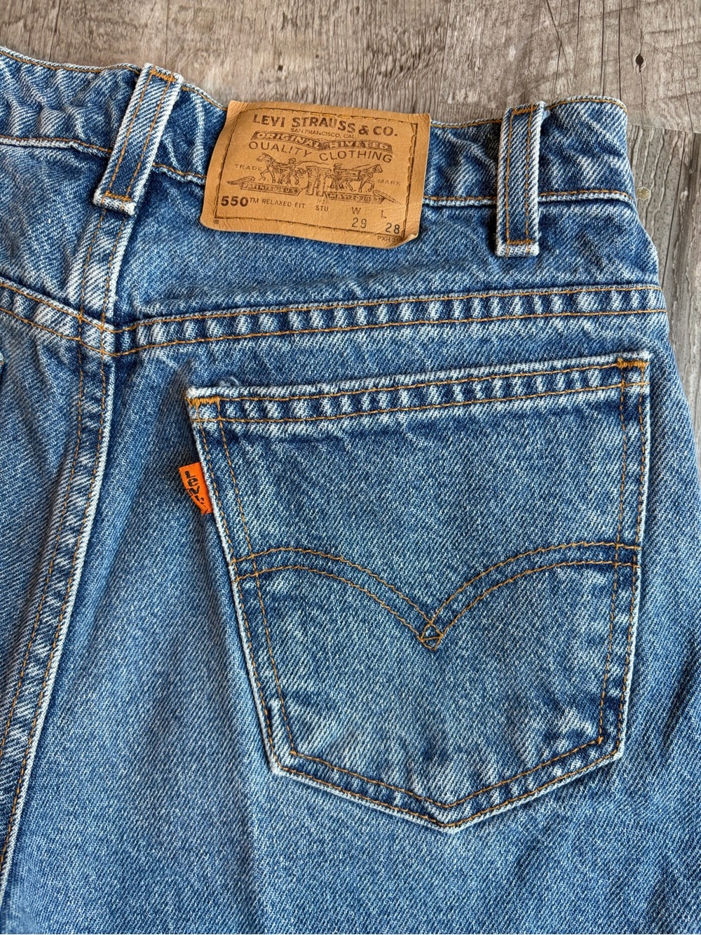 VTG Levi’s 550 Student Orange Tab Jeans 1998 - High Rise - Straight Leg - Picture 10 of 12